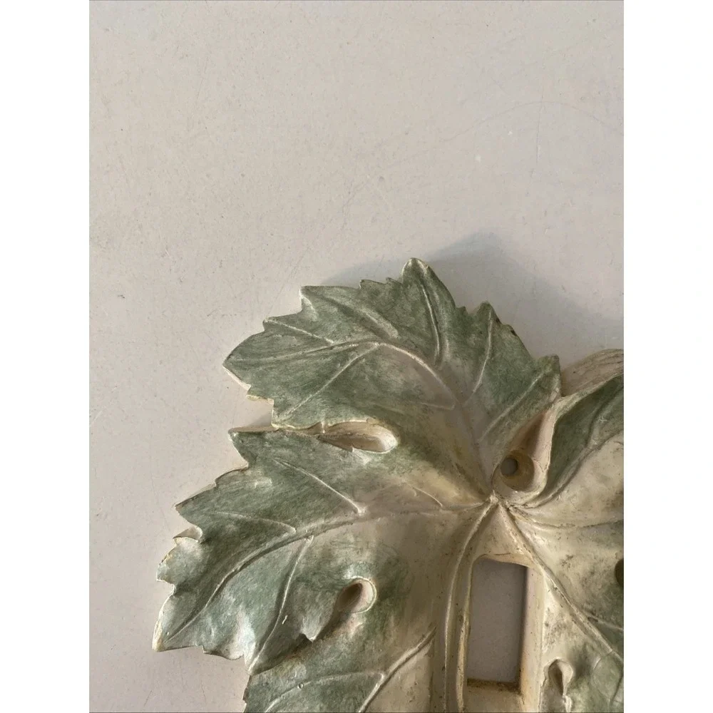 Vicki Lane Grapes Switchplate Outlet Cover 3D Sculpted Vintage on off